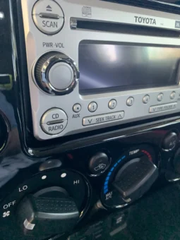 
										2014 Toyota FJ Cruiser full									