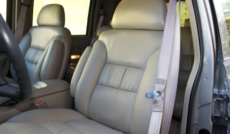 
								1999 Chevrolet Tahoe LT full									