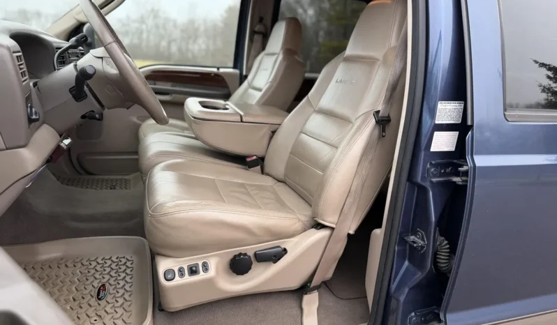
								2004 Ford F-350 Super Duty Lariat Crew Cab Power Stroke 4×4 Dually full									