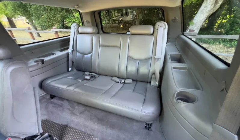 
								2005 GMC Yukon XL Denali GMT800 full									