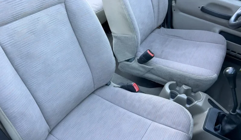 
								2005 Jeep Wrangler SE 6-Speed full									