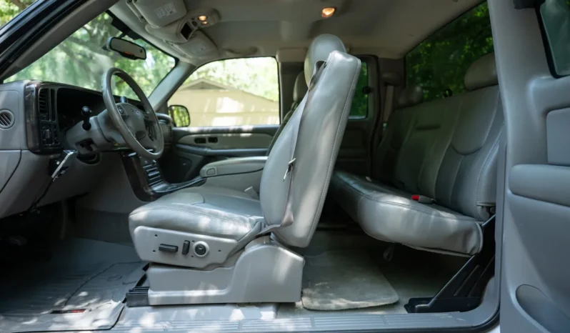 
								2004 GMC Sierra 1500 Denali Extended Cab full									