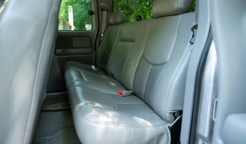 
								2004 GMC Sierra 1500 Denali Extended Cab full									