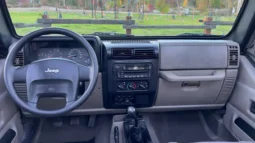 
										2005 Jeep Wrangler SE 6-Speed full									