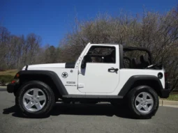 
										2014 Jeep Wrangler Sport S full									