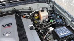 
										2001 Lexus LX470 full									