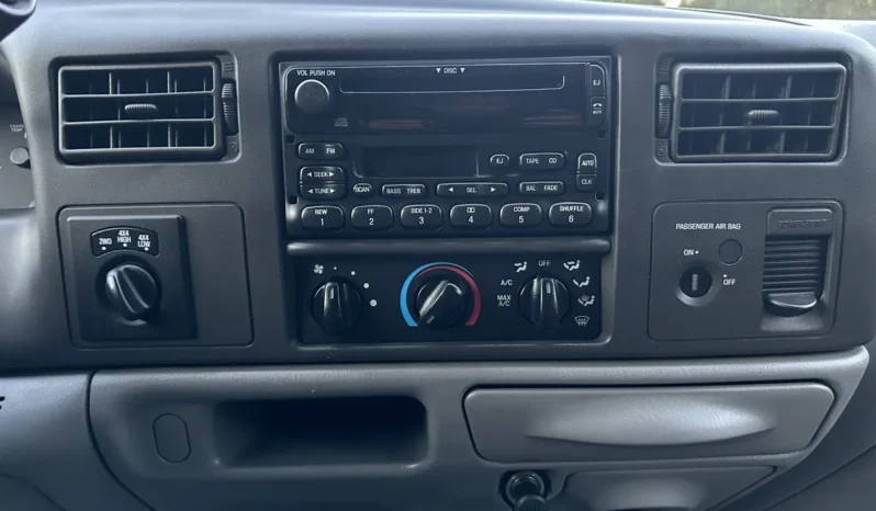 
								2002 Ford F-250 Super Duty XLT SuperCab 4×4 full									
