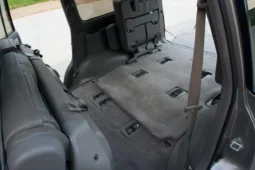 
										2003 Toyota Land Cruiser UZJ100 full									