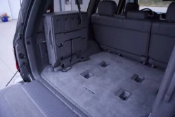 
										2003 Toyota Land Cruiser UZJ100 full									