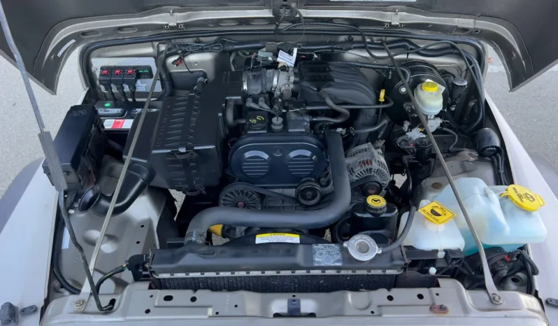 
								2005 Jeep Wrangler SE 6-Speed full									