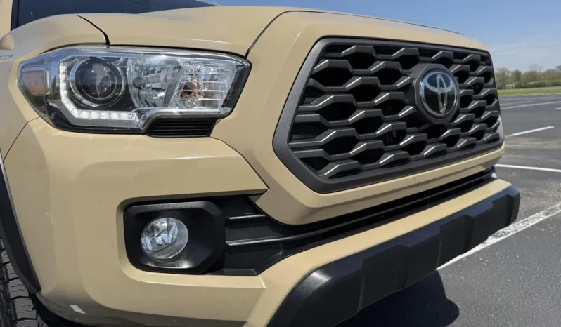 
								2020 Toyota Tacoma TRD Off-Road Double Cab 4×4 V6 6-Speed full									