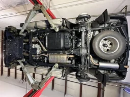 
										2001 Lexus LX470 full									