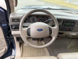 
										2004 Ford F-350 Super Duty Lariat Crew Cab Power Stroke 4×4 Dually full									