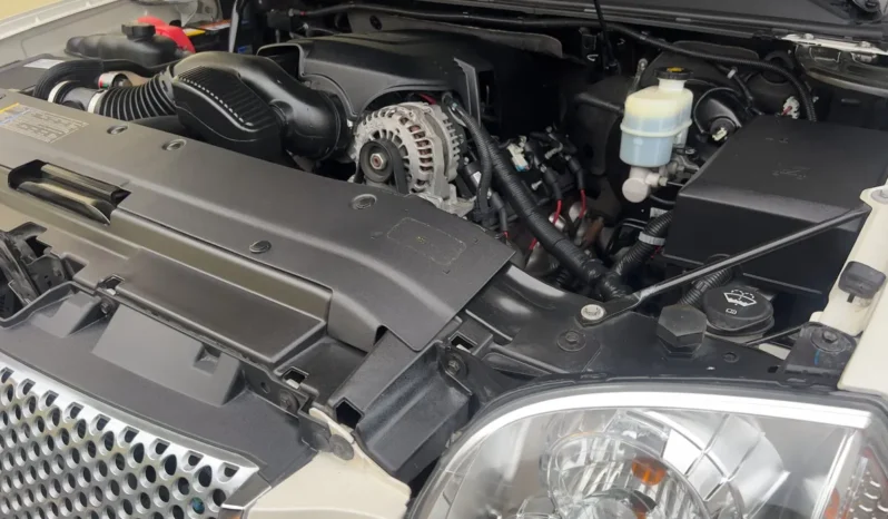 
								2007 GMC Yukon Denali full									