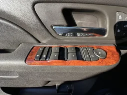 
										2010 Chevrolet Tahoe LT 4×4 full									