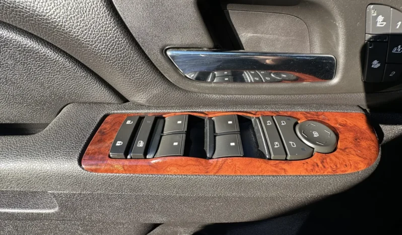 
								2010 Chevrolet Tahoe LT 4×4 full									