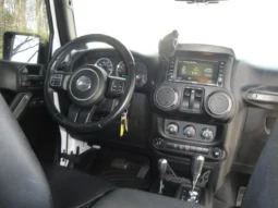 
										2014 Jeep Wrangler Sport S full									