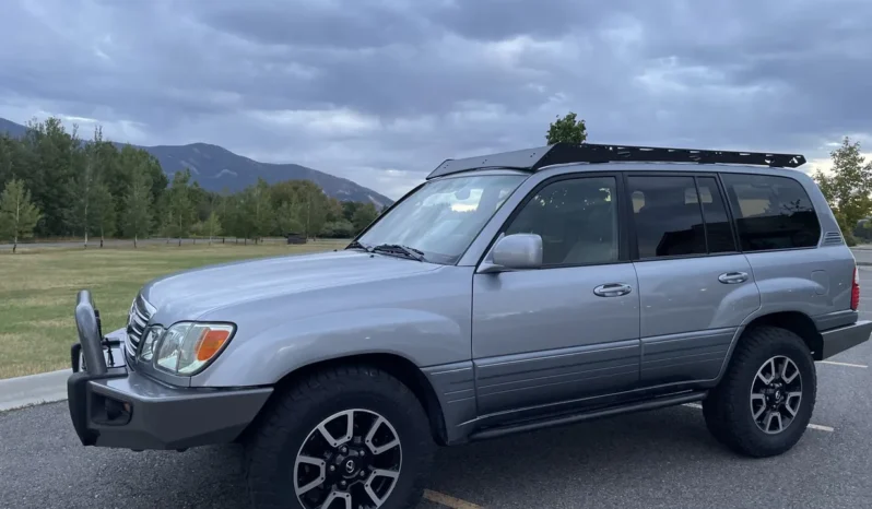 
								2004 Lexus LX470 full									