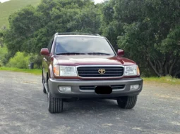 
										2001 Toyota Land Cruiser UZJ100 full									
