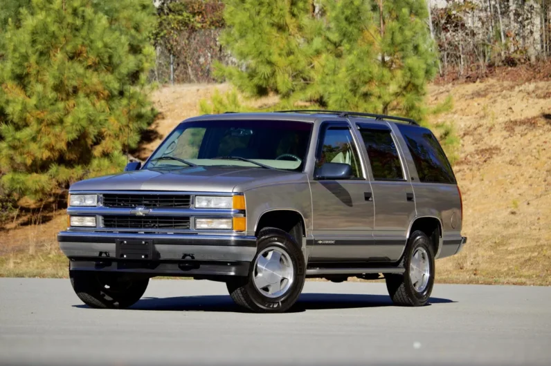 
								1999 Chevrolet Tahoe LT full									