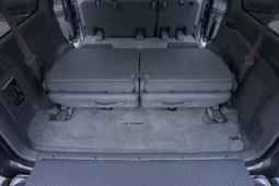 
										2003 Toyota Land Cruiser UZJ100 full									