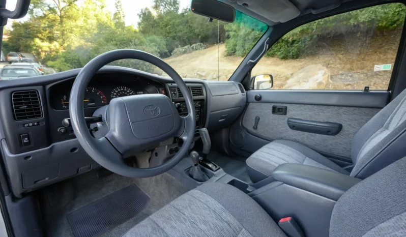 
								1999 Toyota Tacoma SR5 XtraCab V6 4×4 full									