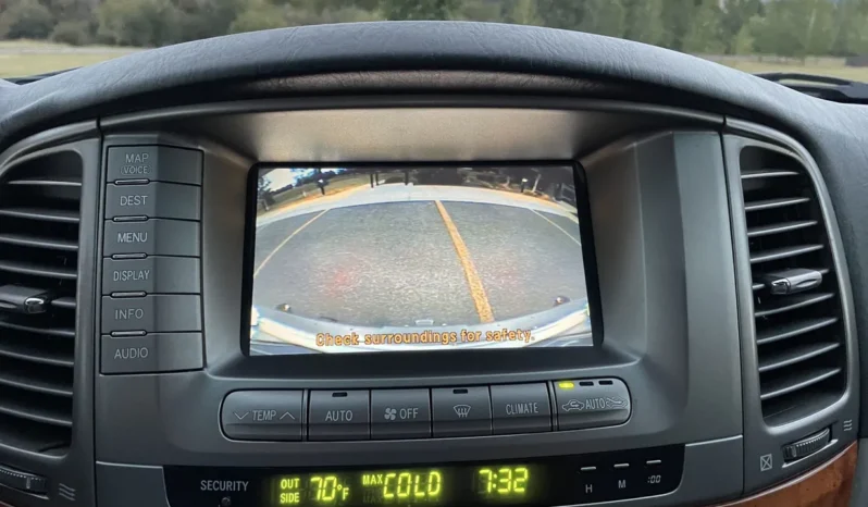 
								2004 Lexus LX470 full									