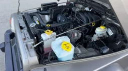 
										2005 Jeep Wrangler SE 6-Speed full									