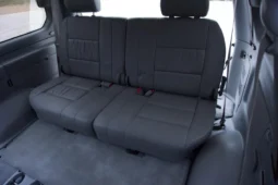 
										2003 Toyota Land Cruiser UZJ100 full									
