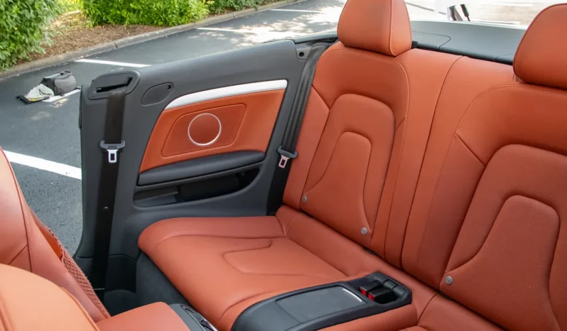 
								2011 Audi S5 Cabriolet Quattro Prestige full									