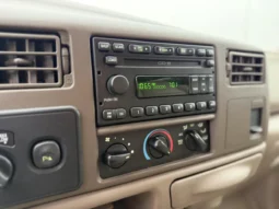 
										2004 Ford F-350 Super Duty Lariat Crew Cab Power Stroke 4×4 Dually full									