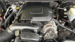 
										2007 GMC Yukon Denali full									
