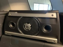 
										2012 Toyota FJ Cruiser full									