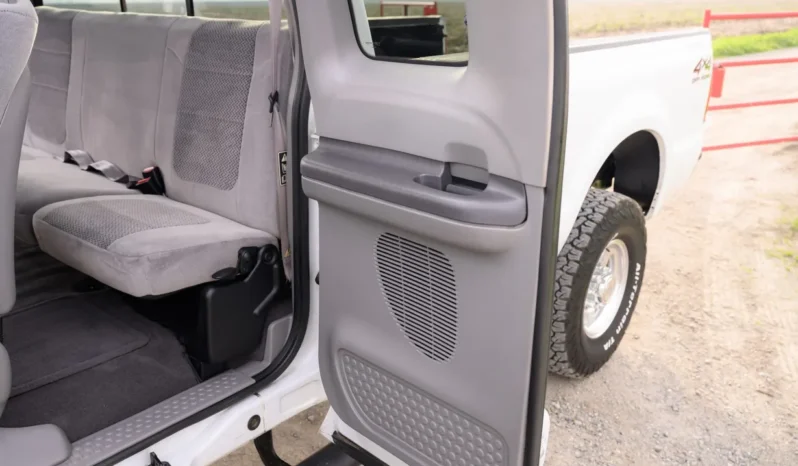 
								2001 Ford F-350 Super Duty XLT SuperCab Power Stroke 4×4 6-Speed full									