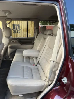 
										2001 Toyota Land Cruiser UZJ100 full									