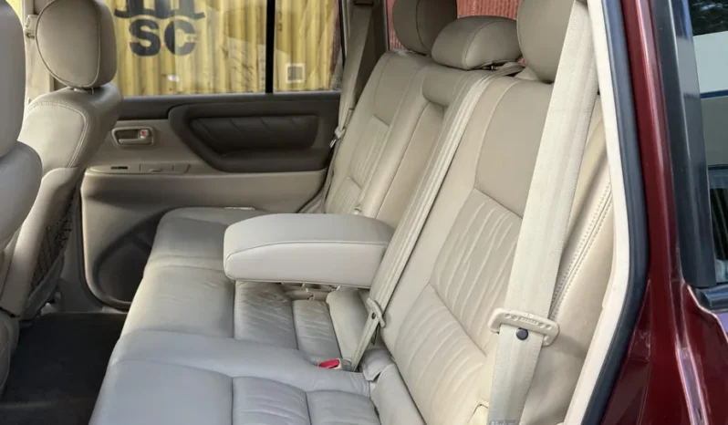 
								2001 Toyota Land Cruiser UZJ100 full									