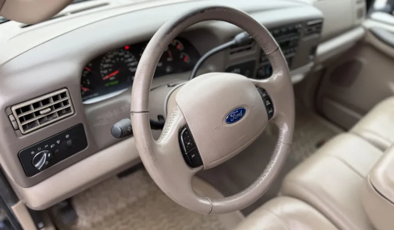 
								2004 Ford F-350 Super Duty Lariat Crew Cab Power Stroke 4×4 Dually full									