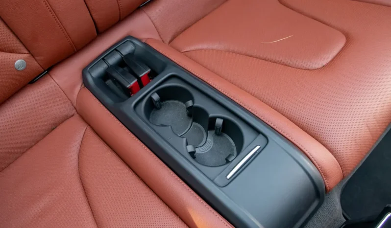
								2011 Audi S5 Cabriolet Quattro Prestige full									
