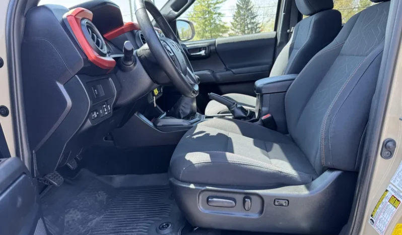 
								2020 Toyota Tacoma TRD Off-Road Double Cab 4×4 V6 6-Speed full									