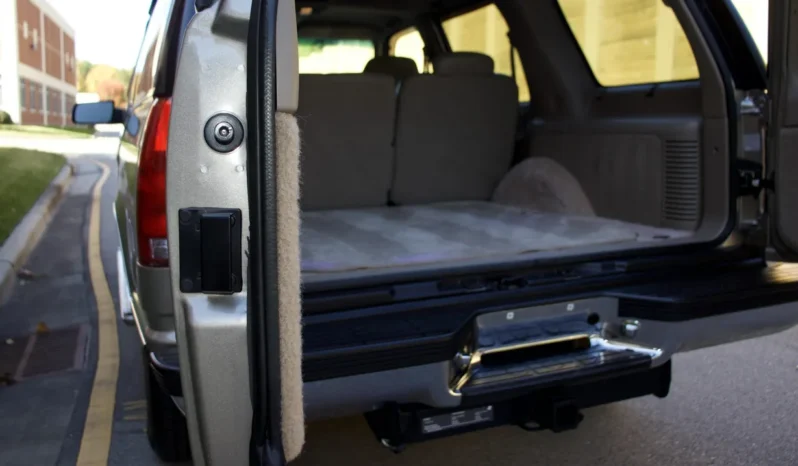 
								1999 Chevrolet Tahoe LT full									