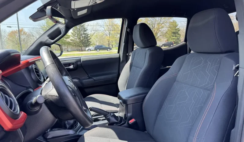 
								2020 Toyota Tacoma TRD Off-Road Double Cab 4×4 V6 6-Speed full									