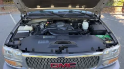 
										2005 GMC Yukon XL Denali GMT800 full									