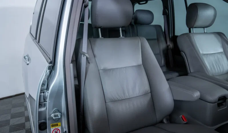 
								2007 Toyota Land Cruiser UZJ100 full									