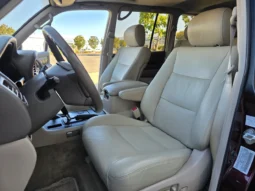 
										2001 Toyota Land Cruiser UZJ100 full									