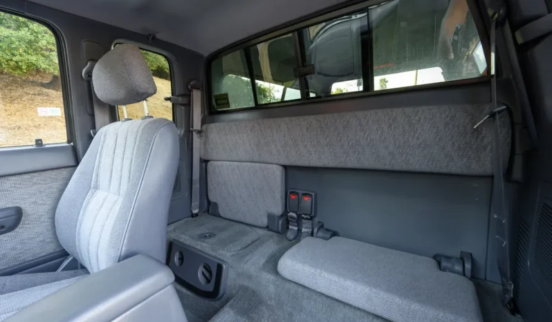 
								1999 Toyota Tacoma SR5 XtraCab V6 4×4 full									