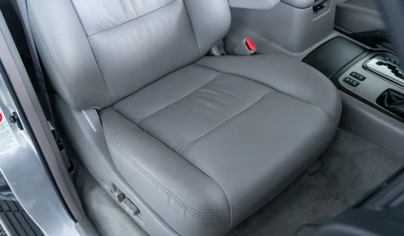 
								2007 Toyota Land Cruiser UZJ100 full									