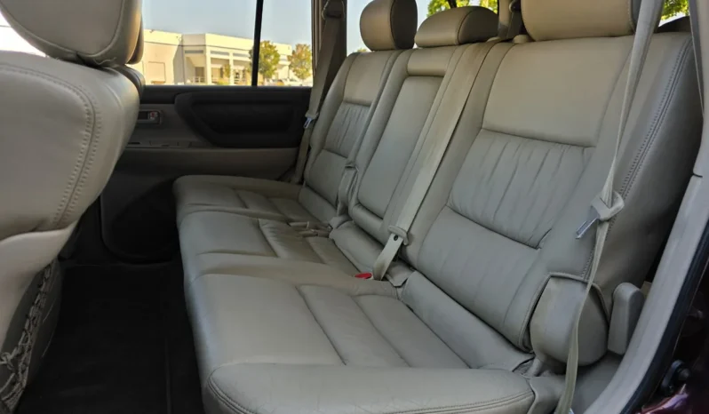 
								2001 Toyota Land Cruiser UZJ100 full									