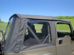 
										2004 Jeep Wrangler Sahara full									