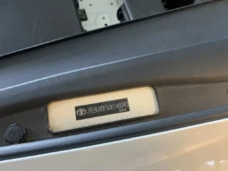 
										2012 Toyota FJ Cruiser full									