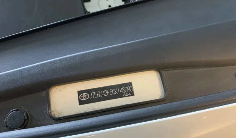
								2012 Toyota FJ Cruiser full									